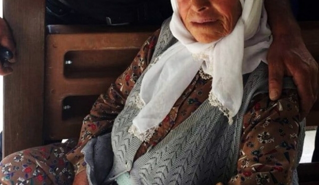 102 yaşındaki kadın kanepeden düşerek öldü   