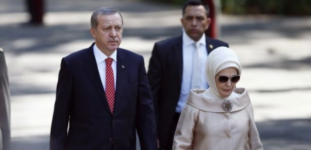 Cuhmurbaşkanı Erdoğan Türkiye'ye dönüyor