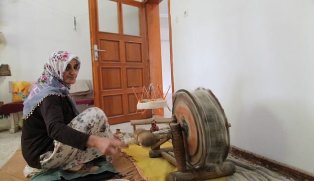 300 yıldır sürdürülen gelenek, ev kadınlarına iş kapısı oldu 