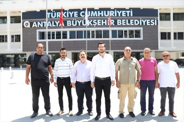 Antalya Büyükşehir Belediyesine grev kararı asıldı