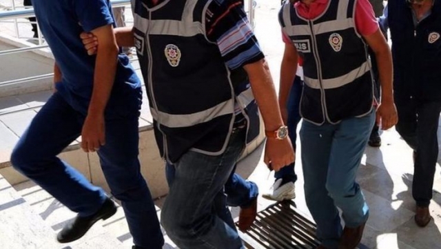 Antalya’da FETÖ operasyonu: 8 gözaltı 