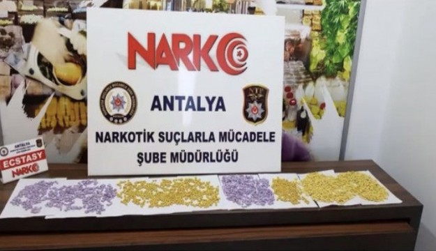  Antalya’da uyuşturucu operasyonu 