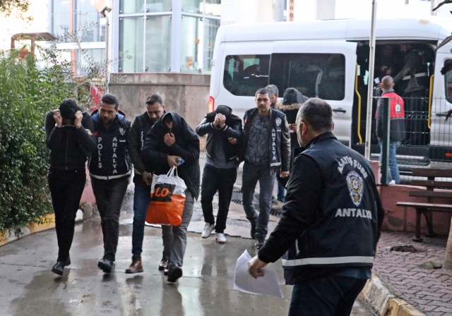 Antalya’daki ‘Guten morgen' operasyonu: 15 tutuklama 