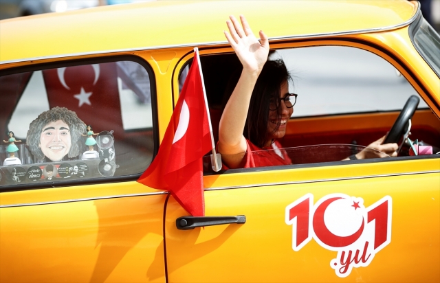 Antalya'da  19 Mayıs Atatürk'ü Anma, Gençlik ve Spor Bayramı

