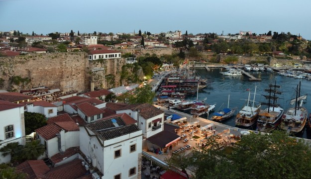 Antalya'da 68 tarihi eserde restorasyon ve iyileştirme yapıldı 