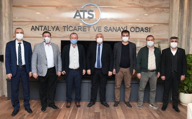 Antalya'da ​Camcılar tedarik sıkıntısı yaşıyor