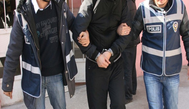 Antalya'da FETÖ operasyonu: 16 gözaltı   