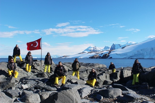 Bakan Varank: "Üçüncü Antartika seferi 25 Ocak'ta başlıyor" 
