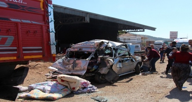 Burdur'da trafik kazası: 1 çocuk öldü, 6 yaralı