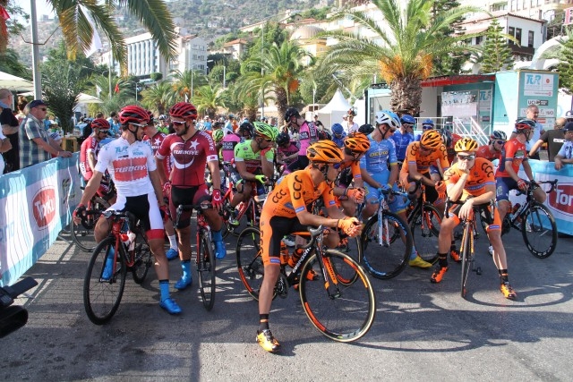  Cumhurbaşkanlığı Bisiklet Turu Alanya-Antalya etabı başladı   