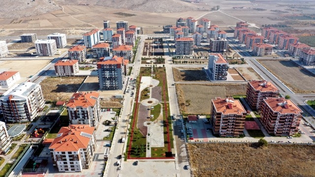 ​Çünür Yenişehir’e 37 bin metrekarelik
yeni yaşam ve spor alanları yapılıyor