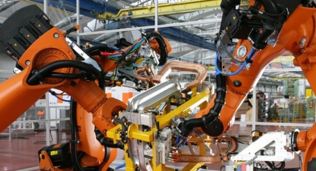 Endüstriyel robotlara yapay zekayla geliştirilen yeni fonksiyonlar