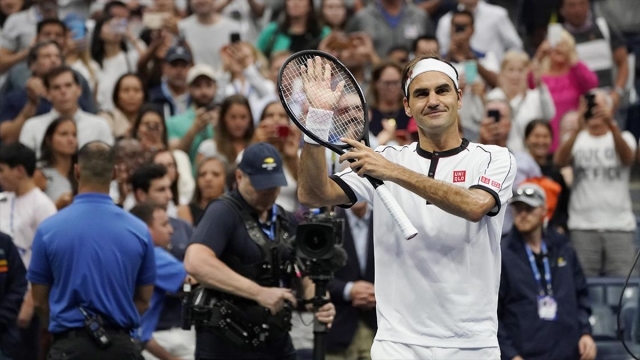 Federer 100. maçından galibiyetle ayrıldı