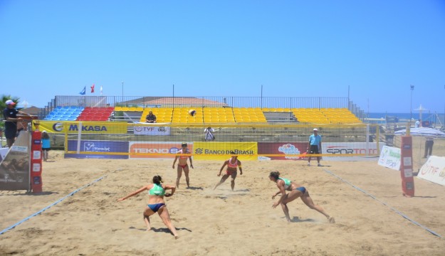 FIVB Plaj Voleybolu Dünya Turu Manavgat Open başladı
