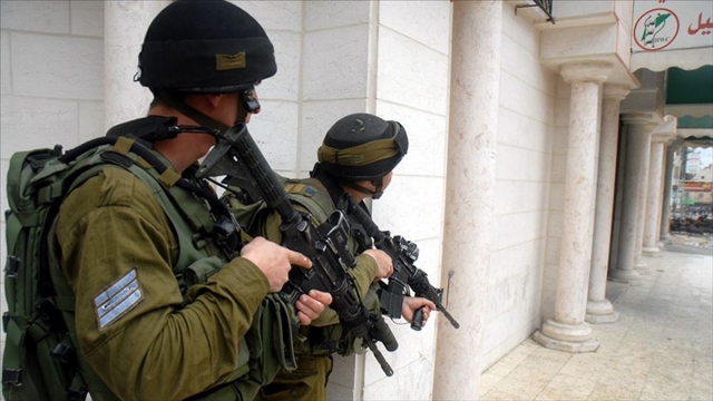 İsrail güçleri Batı Şeria'da 8 Filistinliyi yaraladı