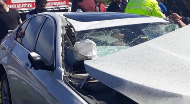 Mersin'de otomobil devrildi: 3 yaralı