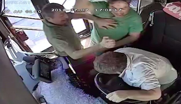  Otobüs şoförüyle kavga eden yolcu gözaltına alındı   