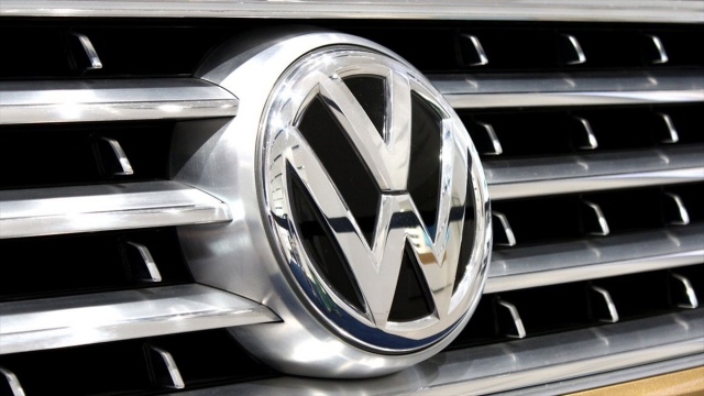 Ticaret Bakan Yardımcısı Turagay: Volkswagen yatırımı devam edecek