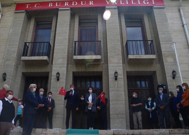 Vali Hasan Şıldak, Burdur'a veda etti