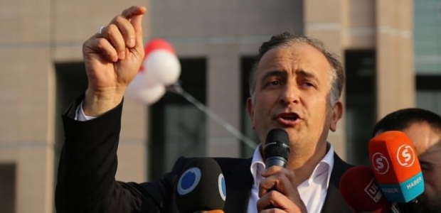 Ekrem Dumanlı AK Partili vekillere 'PÜF' yaptı