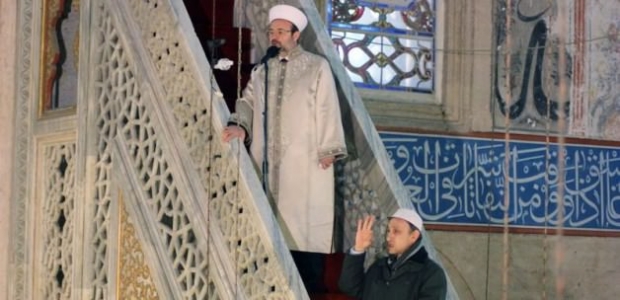 Görmez: Ümmet olarak peygamberimize mahcubuz