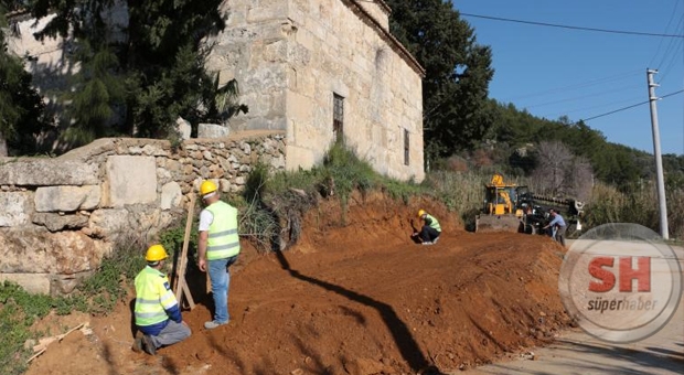 TARİHİ CAMİ RESTORE EDİLİYOR