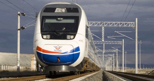 "10 yüksek hızlı tren daha 2020'de raylarda olacak"