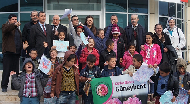 GÜMÜŞGÜNLÜ ÇOCUKLARI GÜLÜMSETEN GÜN