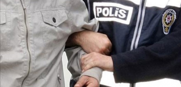 İstanbul'da operasyon: 21 polis gözaltında