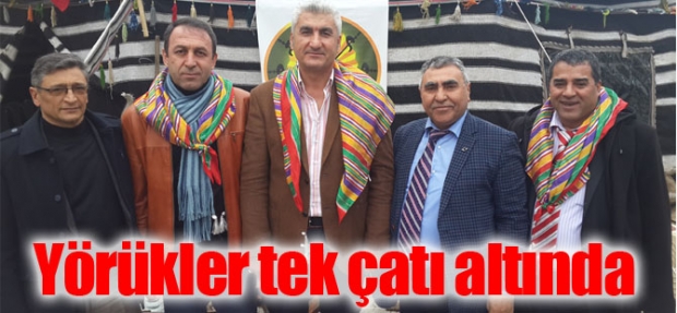 YÖRÜKLER TEK ÇATI ALTINDA