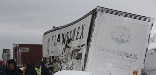 İstanbul TEM'de zincirleme kaza 