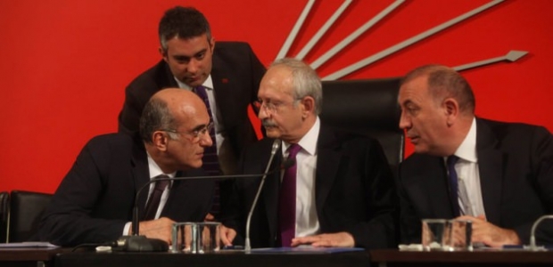 CHP lideri Özgecan cinayetini AK Parti'ye bağladı