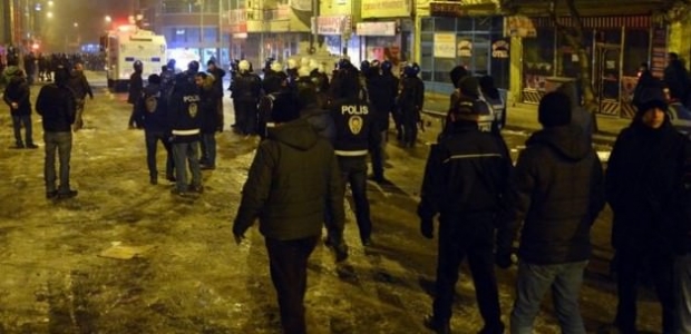 Ülkücü gurup ile HDP'liler çatıştı!