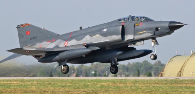 Malatya'da 2 savaş uçağı düştü: 4 Şehit