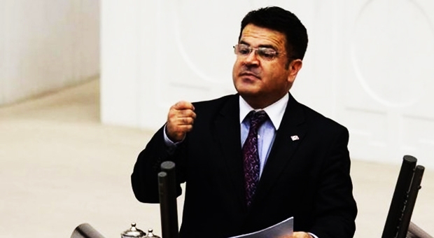 Osmanlı zoru görünce atasının mezarını kapıp kaçmıyordu