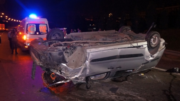 Kötü haber Isparta'da kamyonet takla attı.