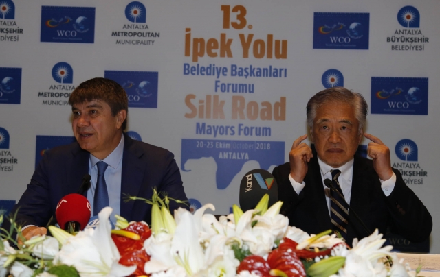  13. İpek Yolu Belediye Başkanları Forumu'na doğru 