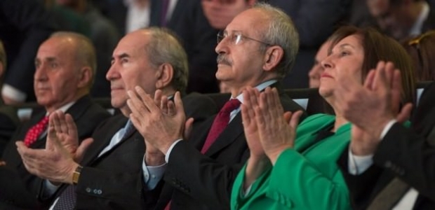 CHP'de Deniz Baykal'ın adı anılmadı