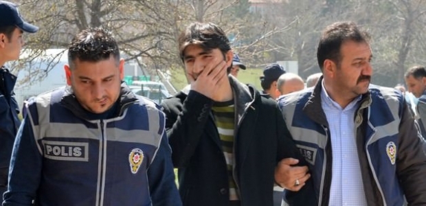 Fuatavni Twitter'dan yazdı, çoğu kaçtı