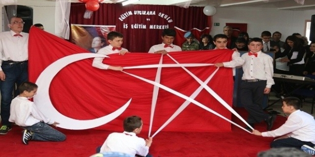 Isparta Özel Eğitim Merkezinde 23 Nisan Kutlaması