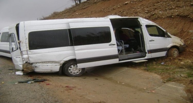 BURDUR - BUCAK YOLUNDA Trafik Kazası !