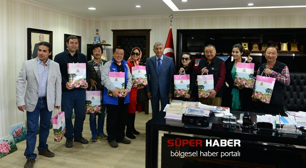 ​ÇİNLİ HEYET BAŞKAN GÜNAYDIN’I ZİYARET ETTİ