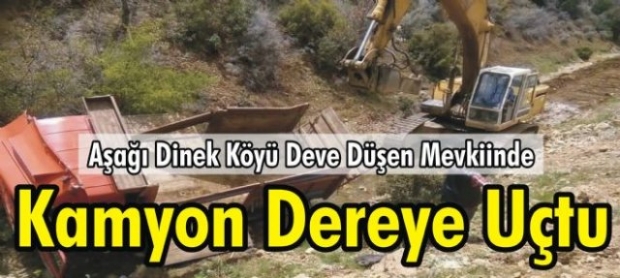 Kamyon dereye düştü