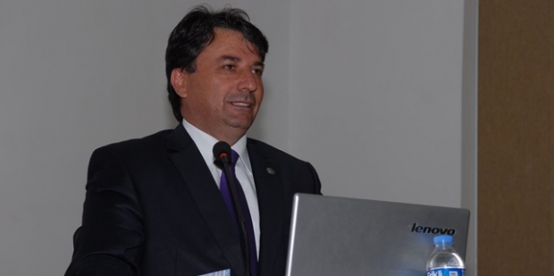 Doğal yaşama 100 milyon balık bırakıldı