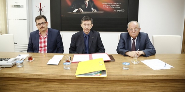 Sendikalı SDÜ Çalışanları Toplandı