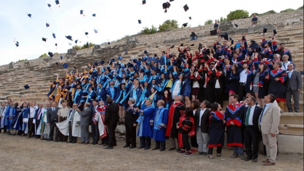 KİBYRA’DA MEZUNİYET COŞKUSU