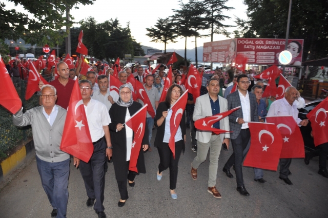 15 TEMMUZ’UN KAHRAMAN GAZİLERİ EĞİRDİR’E GELDİ