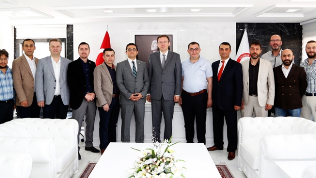 ​IGİAD‘DAN REKTÖR ÇARIKÇI'YA HAYIRLI OLSUN ZİYARETİ