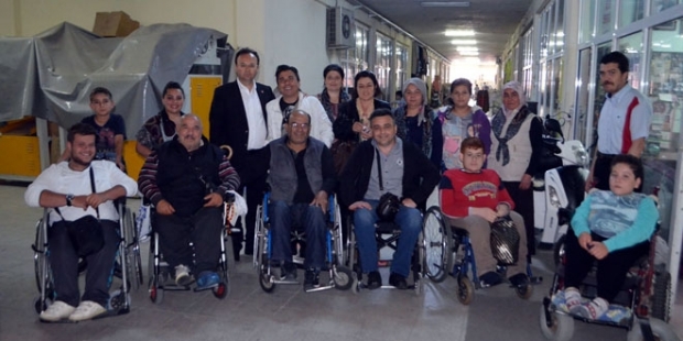 'Asıl engelliler onlar’