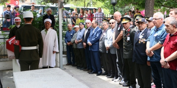 Kore Gazimiz son yolculuğuna uğurlandı